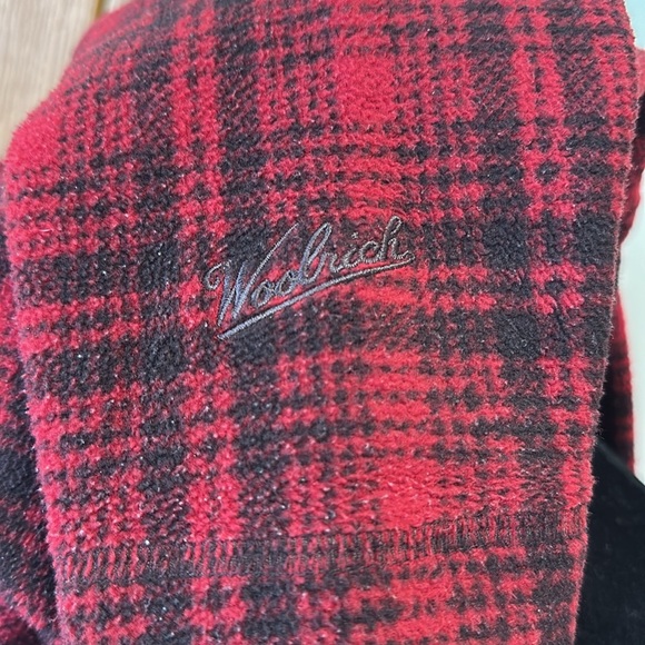 Woolrich Women's Black and Red Checkered Hooded Utility Jacket size medium - Picture 8 of 9